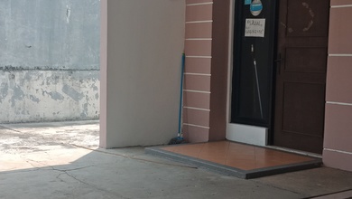 Rumah Dekat Kota Harapan Indah, Dekat Tol Tarumajaya Bekasi.