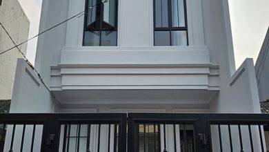Jual Rumah Baru di Kelapa Gading, Jakarta Utara LT 102 m2