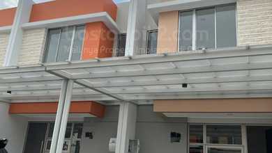 Jual Rumah Nashville 3 4,5x10 M2 2 Br 2 Lantai 2 Gandeng Siap Ajb