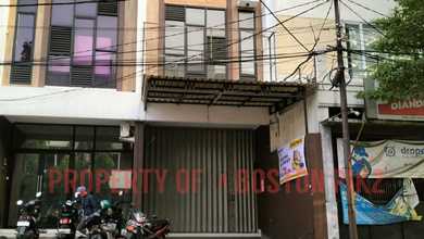 Sewa Ruko Modern Aries Utama Puri 4x14 M2 56 M2 3,5 Lantai