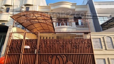 Dijual Rumah 3 Lantai Mangga Besar Jakarta Barat 209m2 Shm Imb Lengkap Ada Ruang Kantor 