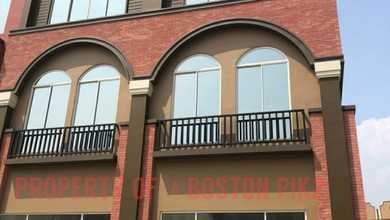 Sewa Ruko Boulevard Pik2 Cluster La Riviera 4,5x15 M2 3,5 Lantai Sebelah Hook