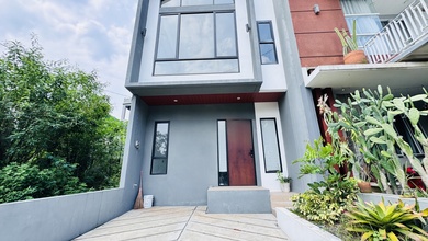 Rumah Mewah Luas 82 m2, area Jatimurni, Bekasi
