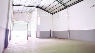 Sewa Gudang Green Sedayu Bizpark Cakung 12x36 432 M2 Kantor 2 Lantai Sudah Epoxy