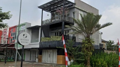Dijual.ex. Cafe. &.Restaurant. Di.jungle. Land. Sentul