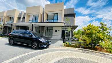 Sewa Rumah Villa Pasir Putih 5 11X20 Hoek Jati Depan Danau Pik 2