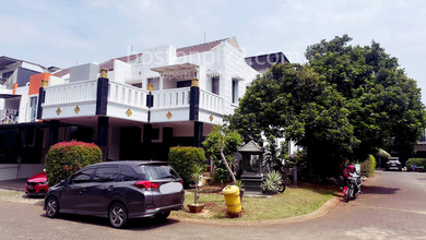 Jual Rumah 8X20 Raffles Hills 2,5 Lantai Corner Rapi