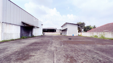 Jual Gudang 2000 M2 Jl Dongkal Sukatani Tapos Depok Ex Expedisi