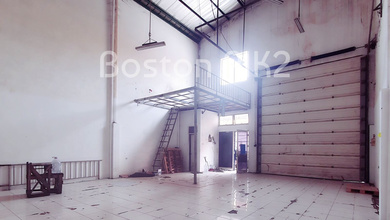 Termurah Sewa Gudang Sedayu Bizpark Cakung 9X18 162 M2 Lantai Keramik