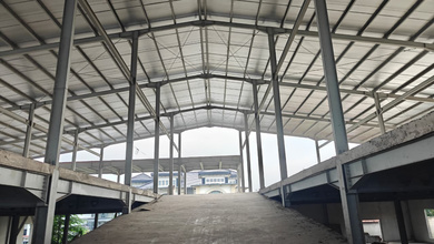 Gedung Mall 5000 M2 Ex Mtc Trade Center Cirebon Jalan Raya Teramai