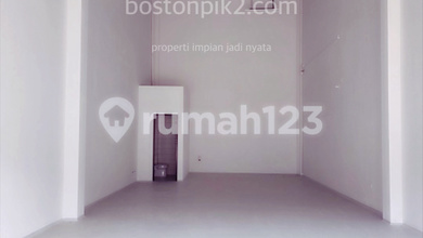 Gudang Bizpark Pik2 6X20 Plong