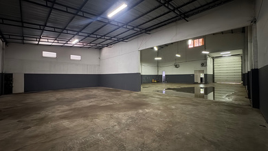Sewa Gudang 750 M2 21X36 Hoek Sedayu Bizpark Cakung
